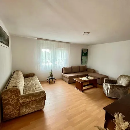 Stela Apartment